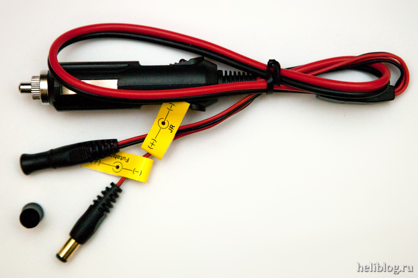 Штекер в прикуриватель автомобиля для подключения зарядника в полевых условиях